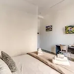 Royal Bed & Breakfast