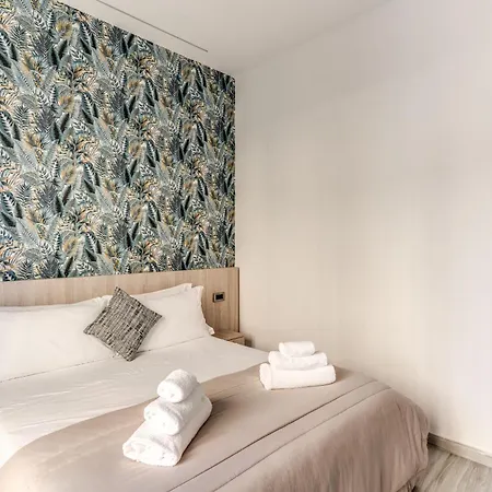 Couette-café Royal Naples