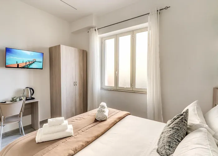 Royal Bed & Breakfast 3*