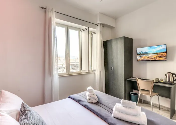 Bed & Breakfast Royal Napoli